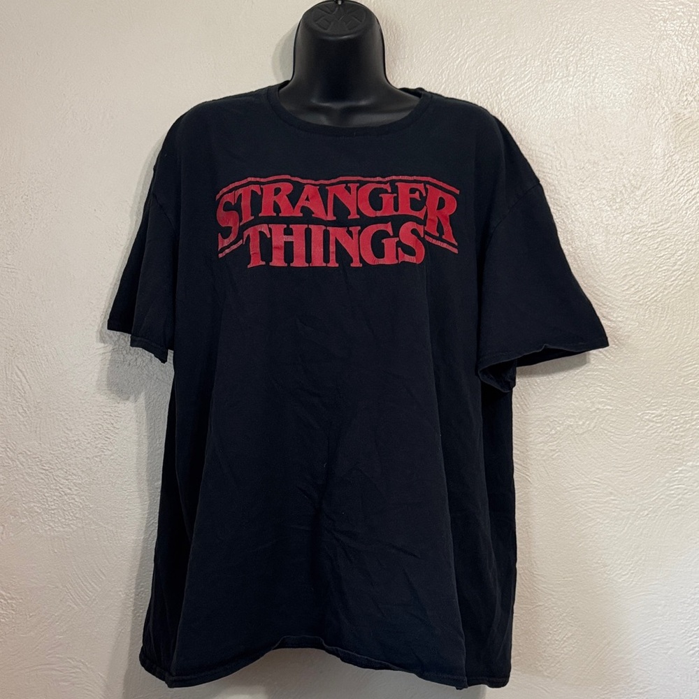 Stranger Things Graphic Black Tee 0135